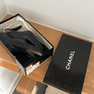 Vintage CHANEL Slingback Heels